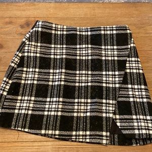 Abercrombie Plaid High Waisted Skirt - Size 4